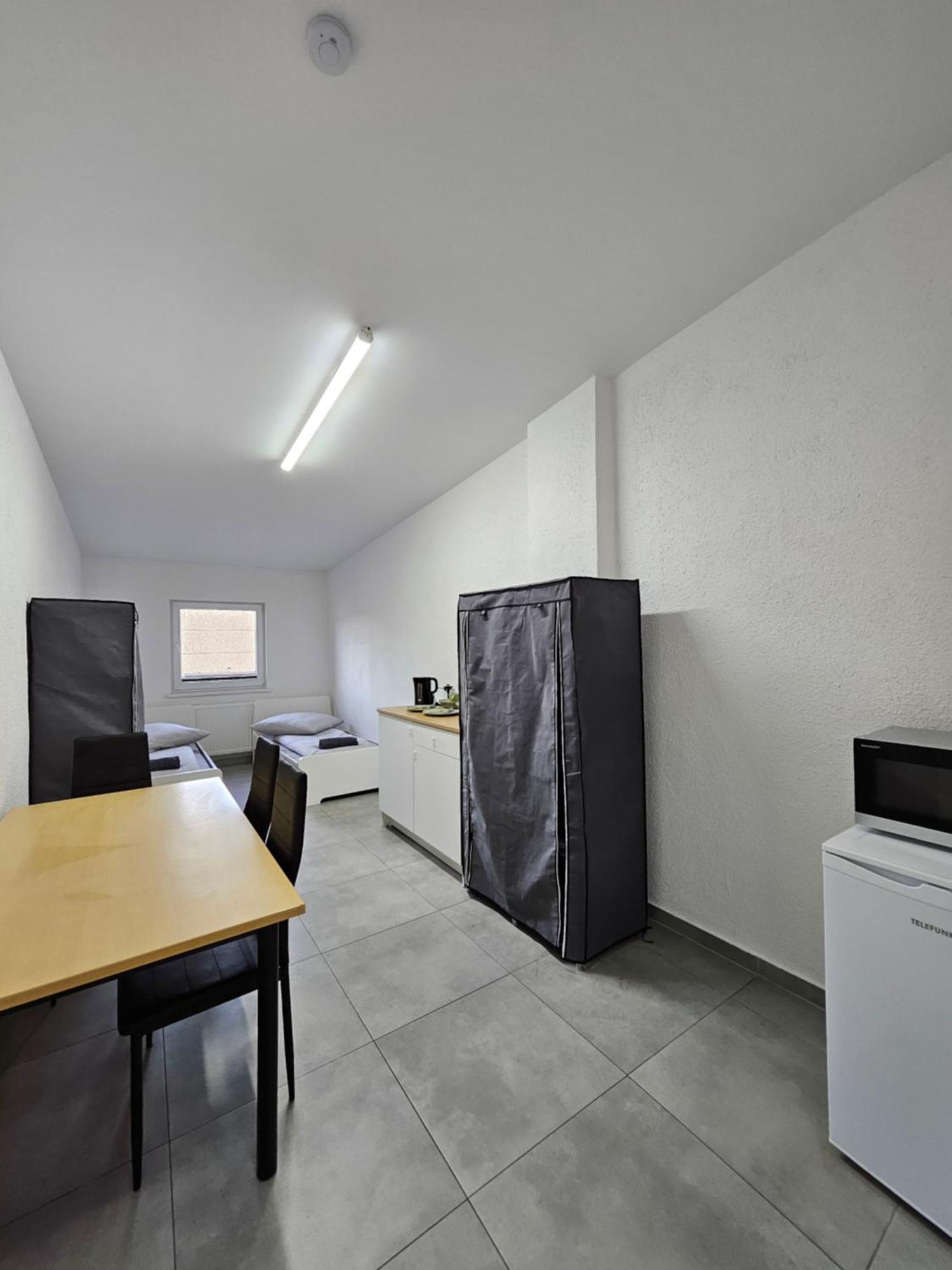 Hotel Mieterlux Frankfurt Heusenstamm Pokój zdjęcie